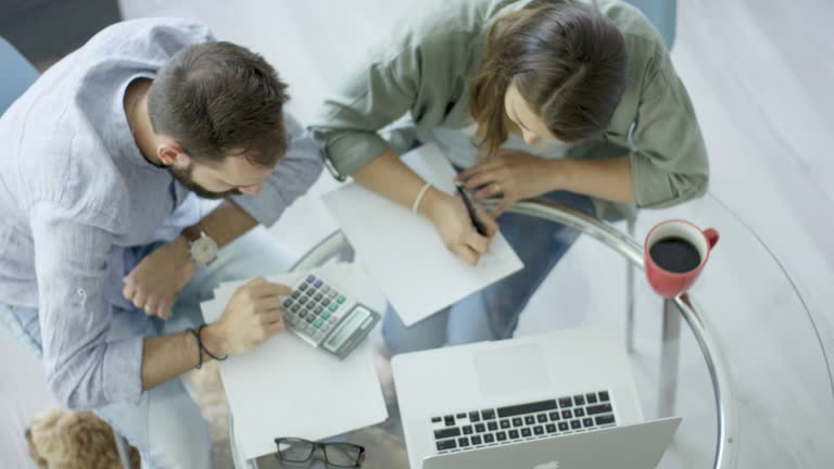  Decorah, IA Loan Agency Pros